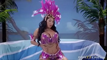 brazzers - carnival queen miya khalifa sex busty august taylor 